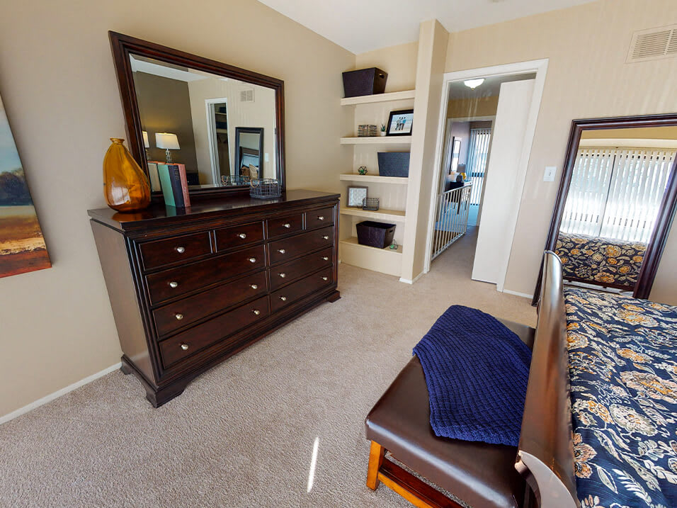 Photo and Video Gallery Fairlane East Apartments in Dearborn, MI